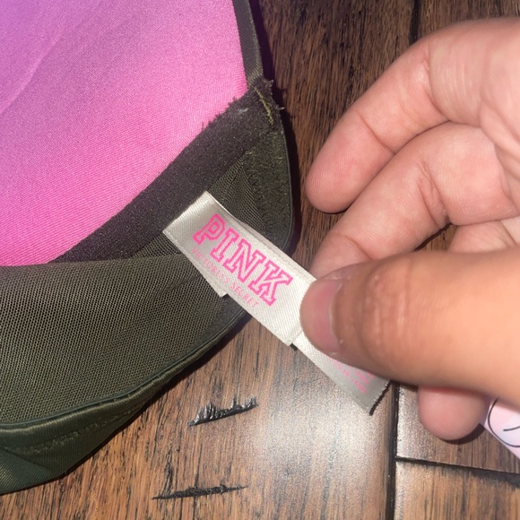 Victoria’s Secret pink wear everywhere push up bra free bra pink bra - Picture 11 of 16